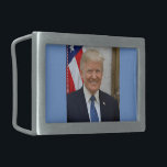 Presidente Donald Trump<br><div class="desc">Verifique para fora o design de Classieladiee! Personalize sua própria mercadoria em alguns de meus produtos simplesmente clicando no botão da personalização para introduzir seu próprio nome ou texto para fazer um produto original. Tente adicionar o texto usando várias pias batismais & veja uma estréia de seu design! Zazzle fácil...</div>