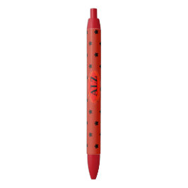 Preta Caneta - Medalhão Inicial Vermelho