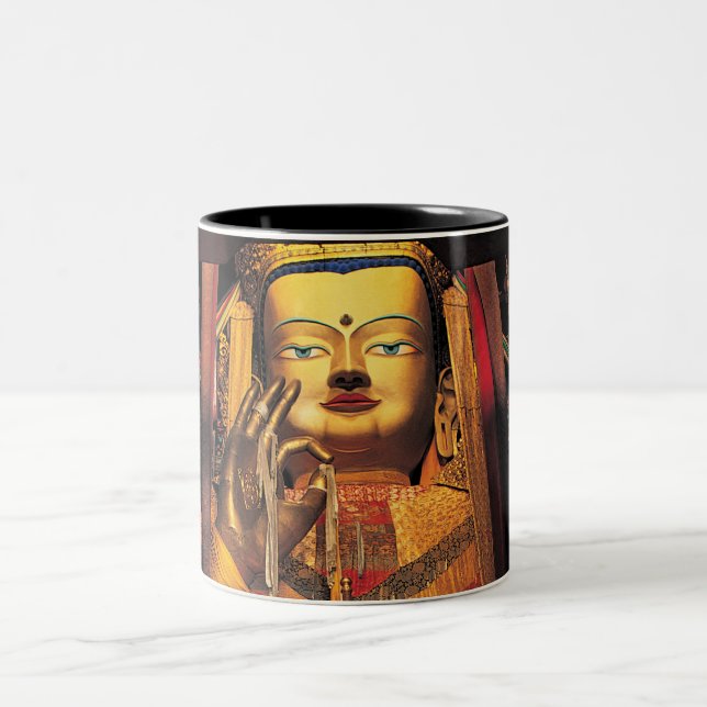 Preto/branco futuros da caneca de Buddha (Centro)