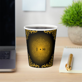 Preto e Dourado com elementos decorativos