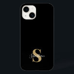 Preto e Dourado | Monograma inicial Nome personali<br><div class="desc">Esta design na moda apresenta um simples design moderno em preto e ouro. Faça uma capa de telefone gentil com nome e inicial personalizados. Será um presente legal e único para alguém especial ou para você mesmo. Se quiser alterar as fontes ou a posição, clique no botão "Personalizar mais" e...</div>