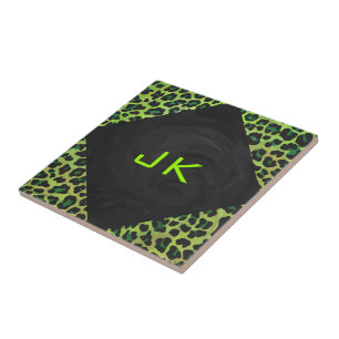 Preto-leopardo e Verde com Monograma
