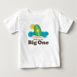Primeira camisa do bebê T do surf da prancha do