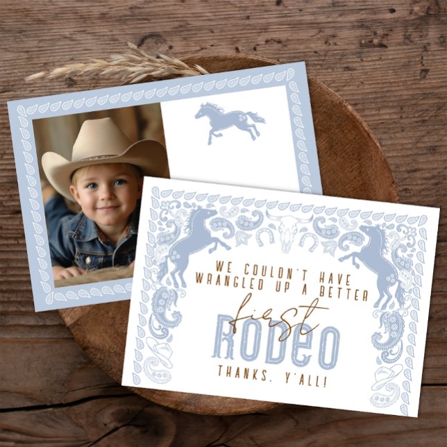 Primeiro Cartões de agradecimentos de Aniversário  (Dusty Blue 1st Rodeo Birthday Thank You Card)