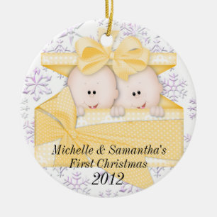 Primeiros enfeites de natal dos gêmeos