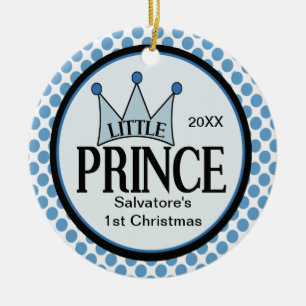 Príncipe pequeno øs enfeites de natal