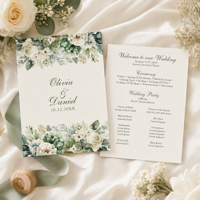 Programa de Casamento Boho Sage Verde e Flores de  (Boho Sage Green and Ivory Flowers Wedding Program with wedding decor and white flowers)