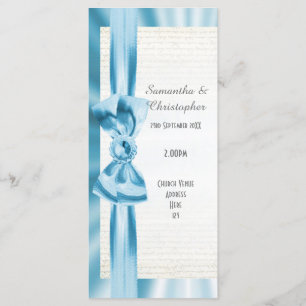 Programa de casamento da igreja azul-pastel e arco
