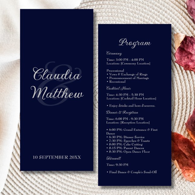 Programa Elegante de Casamento de Script Azul e Si (Elegant Navy Blue and Silver Script Wedding Program)