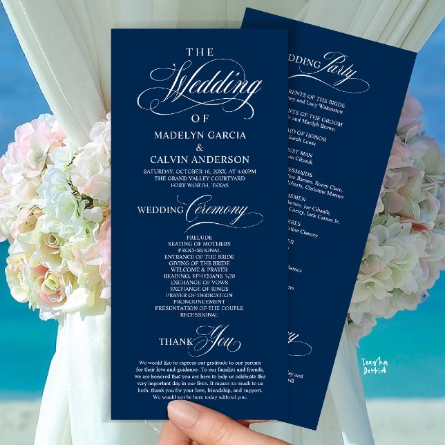 Programa Ordem de Cerimônia de Casamento Azul Marinho Cláss (Elegant Classy Gold Script Wedding Ceremony Order Program Card in Navy Blue)