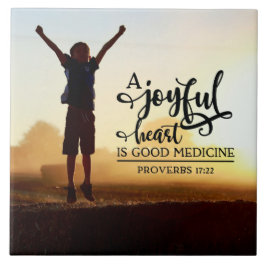 Provérbios 17:22 Um coração alegre é um bom remédi