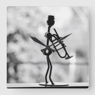 Quadrado Homem-palito de arte de metal com relógio de pare
