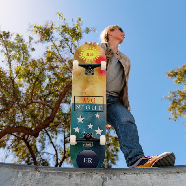 Quadro de Skateboard Noturno Monogramas VS Day (Ao ar livre 1)