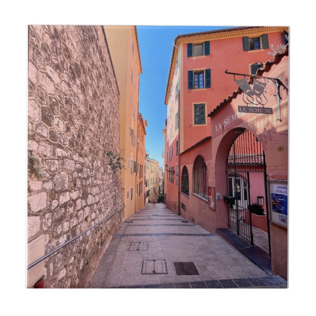 Quaint becos franceses (Frente)