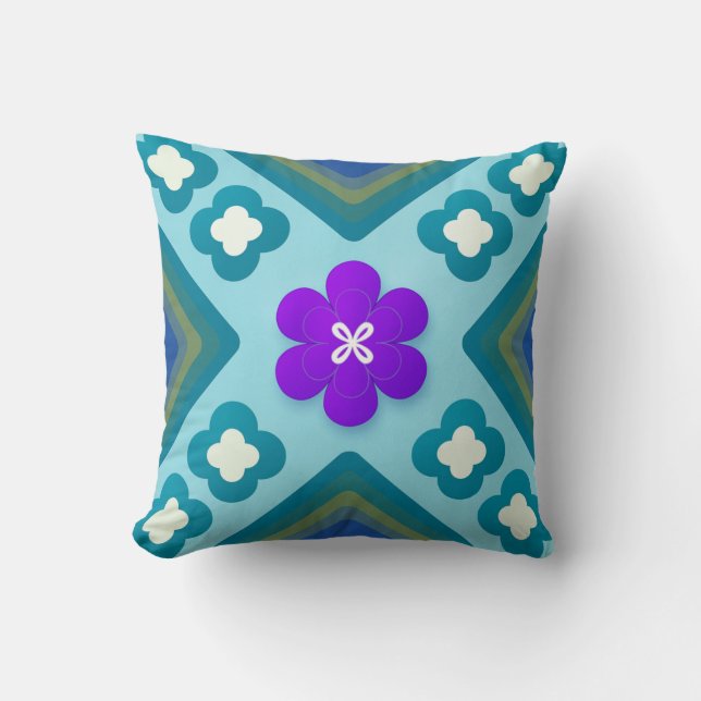 Quatrefoil Blossom Pulse — Almofada Decorativa (Frente)