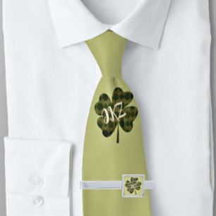 Quatro monogramas do Clover Center   Gravata