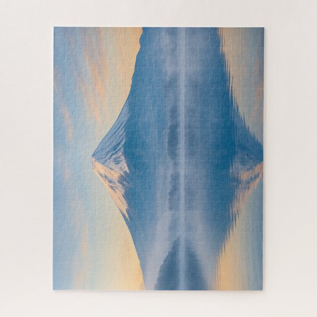 Quebra-cabeça 朝霧に浮かぶ富士山と湖 / Mt.Fuji and Lake in the Morning Mist (Vertical)