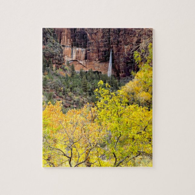 Quebra-cabeça A cascata efêmera é derrubada do slot no penhasco (Vertical)