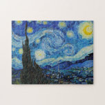 Quebra-cabeça A Impressão de Arte Starry Night Van Gogh<br><div class="desc">Esta pintura icônica de 1889 de Vincent van Gogh mostra uma cena baseada na vista do seu quarto no asilo em que ele estava hospedado. Ele usa pigmentos azuis ricos, e pigmento amarelo indiano bastante raro. Surpreendentemente, parece que ele não gostava particularmente disso. Depois de juntar o quebra-cabeça, você poderia...</div>