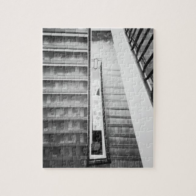 Quebra-cabeça Antibes france, Stairs Picasso Museum (Vertical)