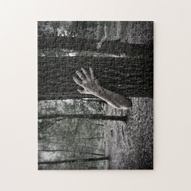 Quebra-cabeça assustadores - zombis na floresta (Vertical)