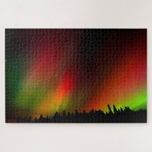Quebra-cabeça Aurora Boreal e árvores