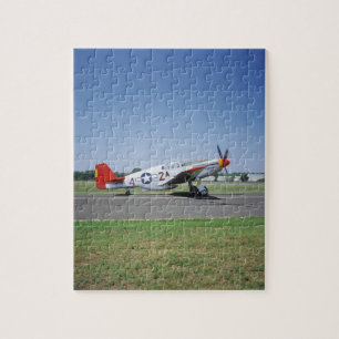 Quebra-cabeça avião P-51 C Tuskegee Red Tail no CAF Air