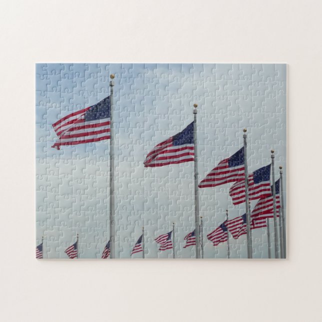 Quebra-cabeça Bandeiras Americanas no Monumento a Washington (Horizontal)