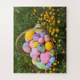 Quebra-cabeça Basket of hand sewn Easter eggs with wildflowers