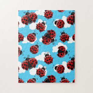 Quebra-cabeça Besouro Vermelho-Ladybug Nuvens Brancas Azuis