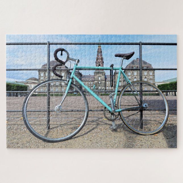Quebra-cabeça Bicicleta Verde no Palácio de Christiansborg, em C (Horizontal)