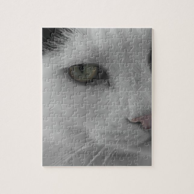 Quebra-cabeça Black and white cats face (Vertical)