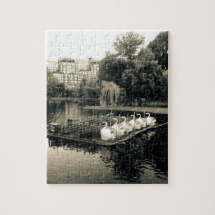 Quebra-cabeça Boston Swan Boats em Preto e Branco