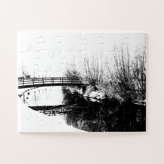 Quebra-cabeça Bridge and Stream Winter Scene 11x14 30pc jpm (Horizontal)