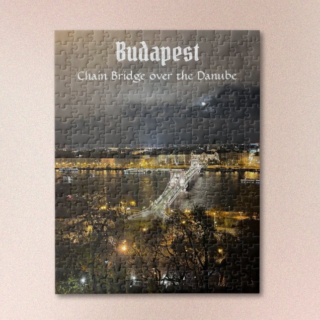 Quebra-cabeça Budapest Chain Bridge Jigsaw Puzzle (Text is optional. Easy to remove or edit. Select Personalize Design to remove text.)
