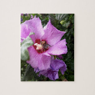 Quebra-cabeça Bumblebee na Flor de Hibiscus