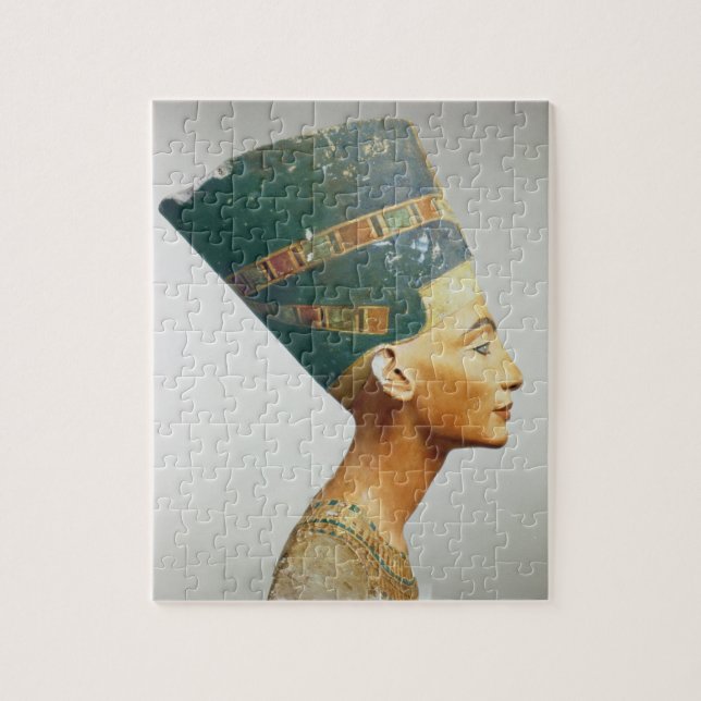 Quebra-cabeça Busto da rainha Nefertiti, vista lateral, do studi (Vertical)