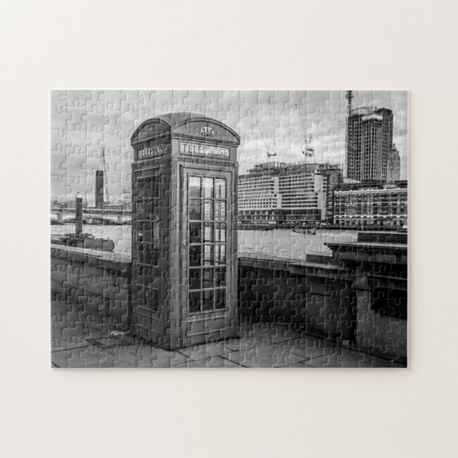 Quebra-cabeça Cabine de telefone monocromática Londres (Horizontal)