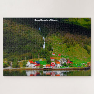 Quebra-cabeça Cachoeira no fiorde da Noruega Escandinávia. Quebr