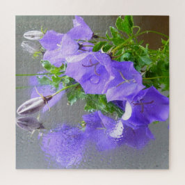 Quebra-cabeça Campanula Azul com Gotas de Chuva e Reflexões