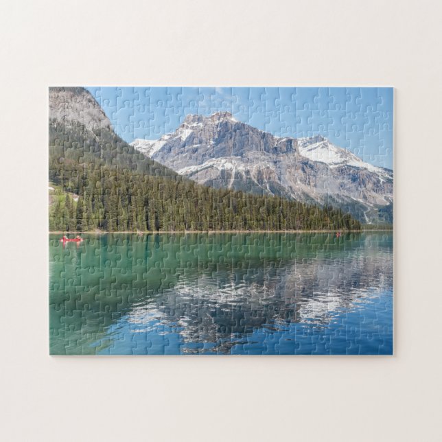 Quebra-cabeça Canoagem no famoso lago Emerald - Yoho NP, Canadá (Horizontal)