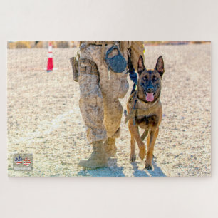 Quebra-cabeça CÃO DE TRABALHO MILITAR DOS EUA (20x30 polegadas)