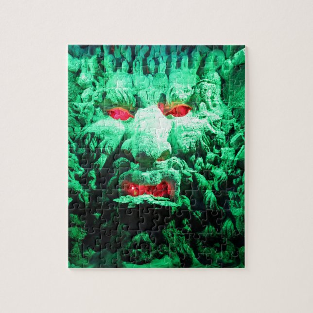 Quebra-cabeça Cara Assustadora Mascarada na Rocha (Vertical)