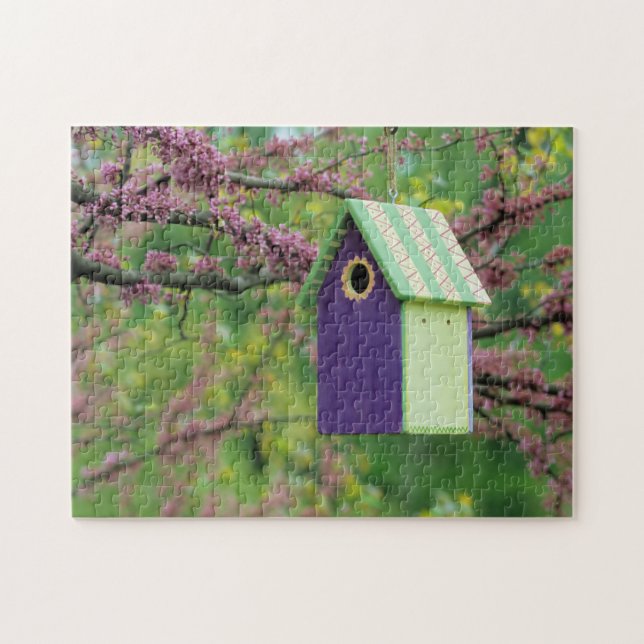 Quebra-cabeça Casa de Pássaros Em Uma Árvore Redbud (Horizontal)