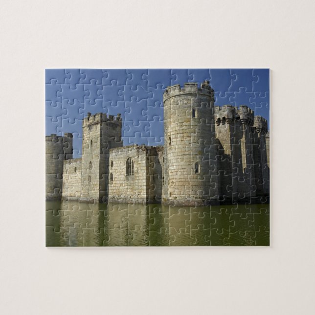 Quebra-cabeça Castelo de Bodiam (1385), refletido na vala, Leste (Horizontal)