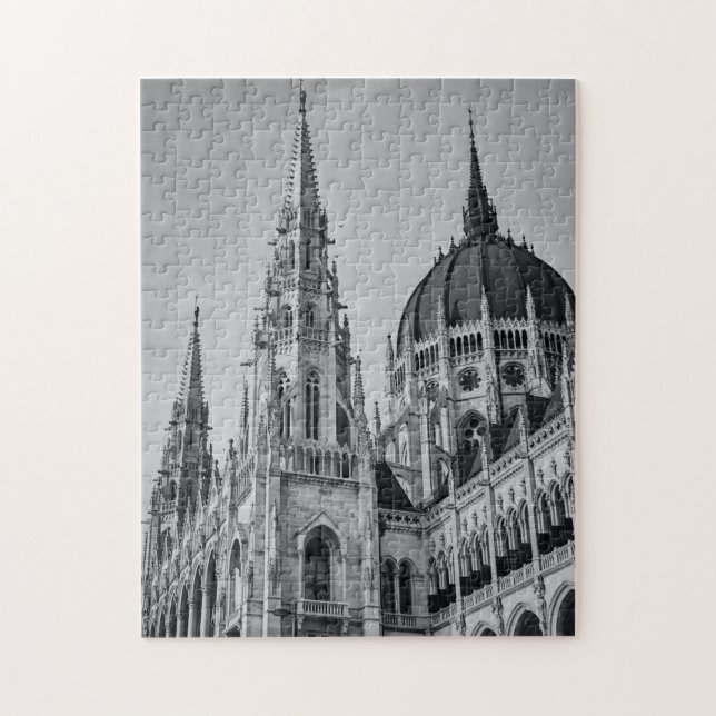 Quebra-cabeça Catedral de Estilo Gótico Budapeste Hungria (Vertical)