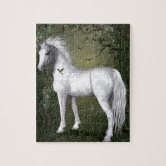 Quebra-cabeça Cavalo Branco na floresta com beija-flores