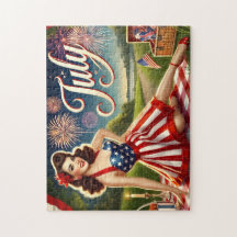 Celebração de Independência de Julho com Pin-Up
