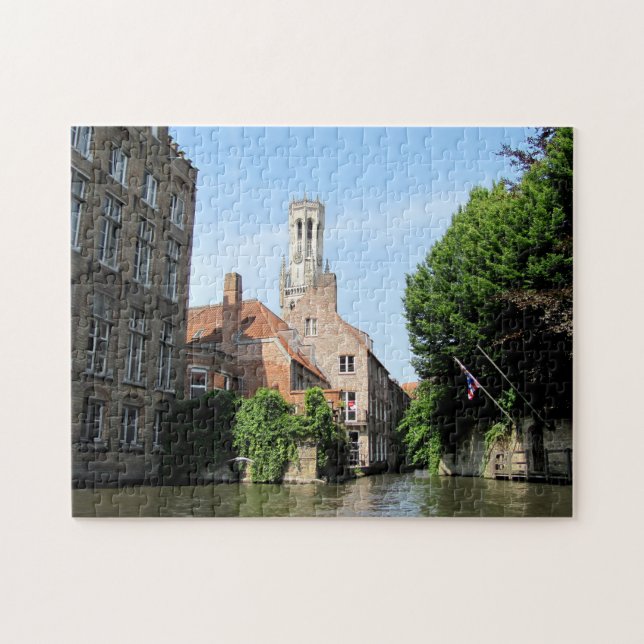 Quebra-cabeça Cenário com canal de água em Bruges, Bélgica. (Horizontal)