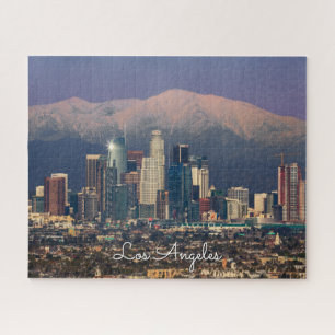 Quebra-cabeça Centro Los Angeles com Montanhas Captadas por Neve